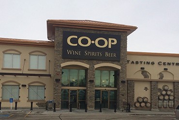 Image of Beddington Wine Spirits Beer store in Calgary, Alberta.