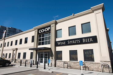 Image of Midtown Wine Spirits Beer in Calgary, Alberta.