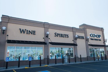Image of Okotoks Wine Spirits Beer store in Okotoks, Alberta.
