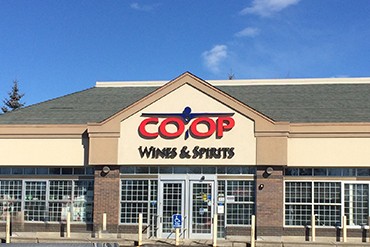 Image of Richmond Road Wine Spirits Beer store in Calgary, Alberta